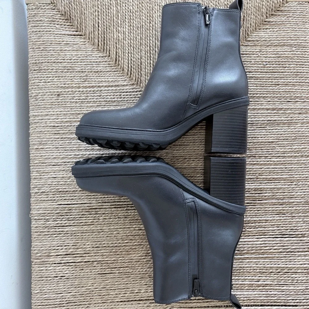Vionic Women's Truckee Booties Ankle Boot Black Leather Sz 8.5 Capsule